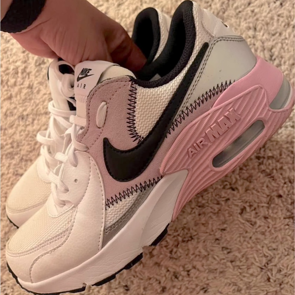 Nike Air Max Size 8 (New)